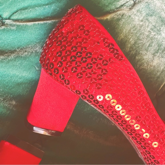 Dorothy Wizard Of Oz Red Sequin Glitter Heels Shoes size 7.5 / 8 - Picture 5 of 7